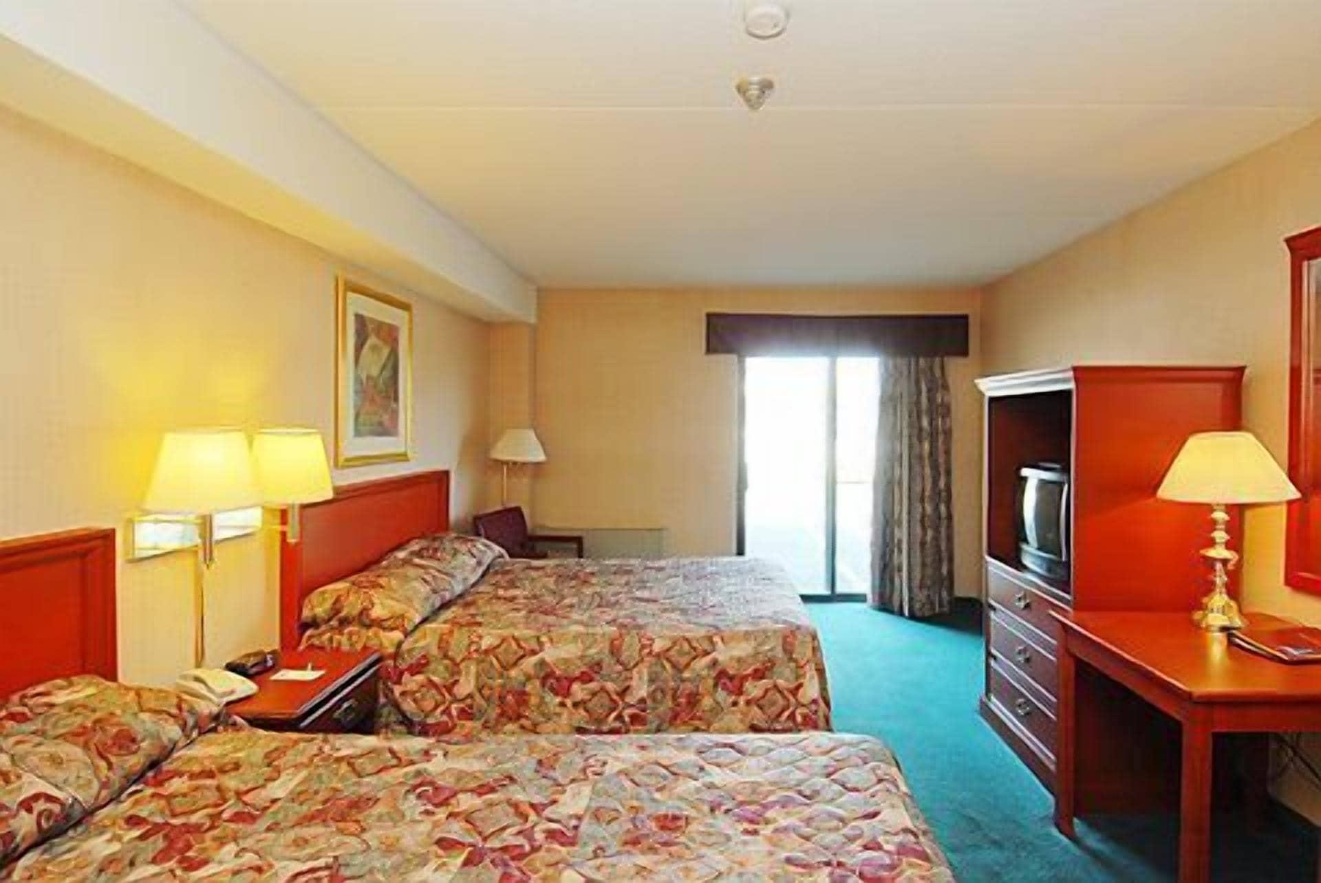 Niagara Lodge & Suites ภายนอก รูปภาพ
