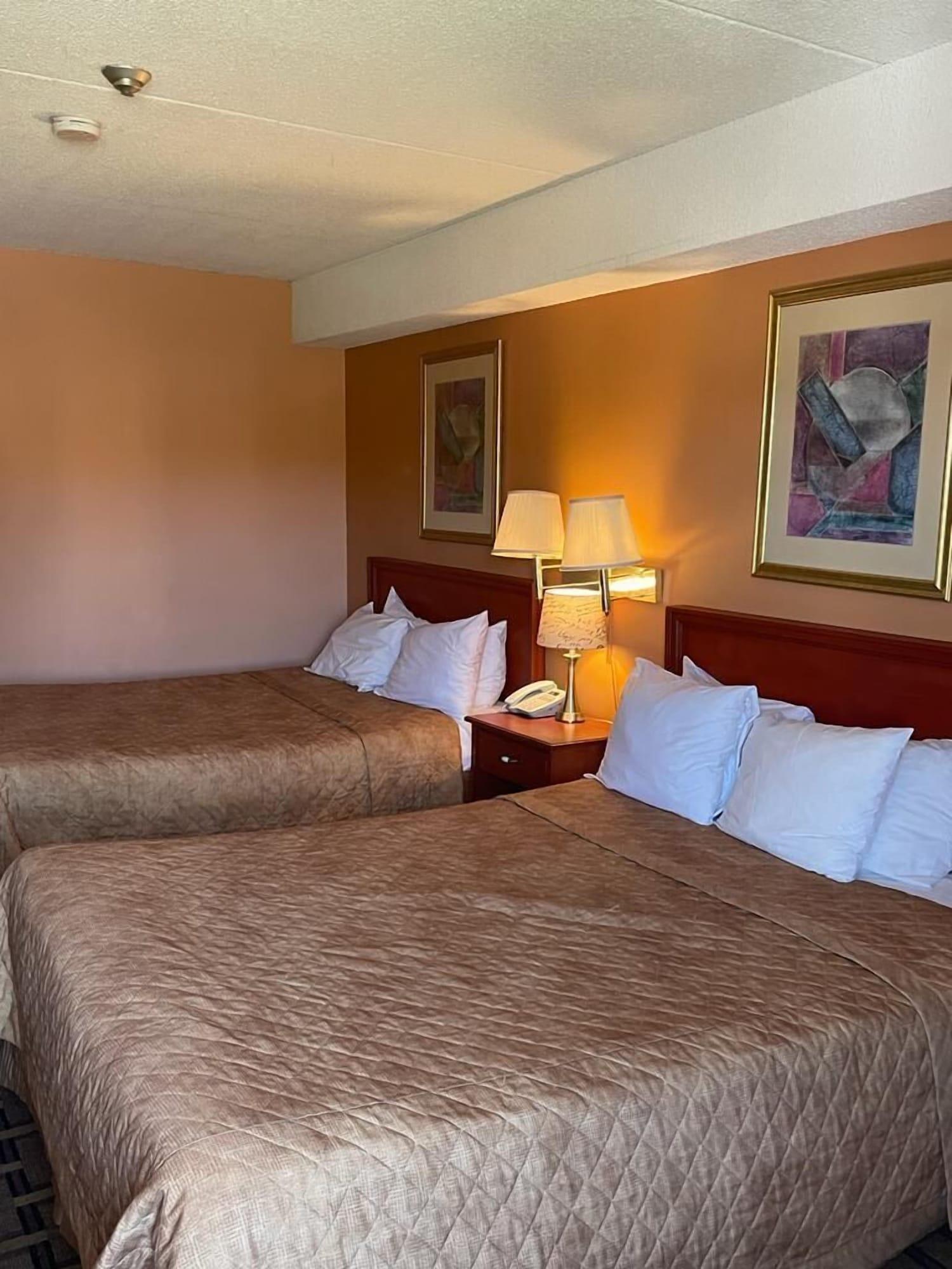 Niagara Lodge & Suites ภายนอก รูปภาพ
